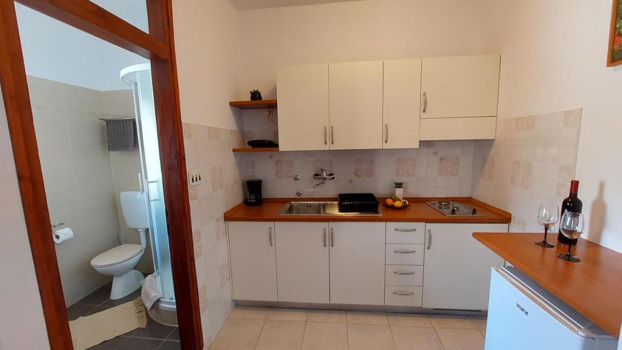 Villa Salvia Rooms And Apartments Rovinj Eksteriør billede